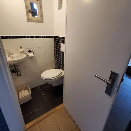 Spacious House In The Heart Of Breda *