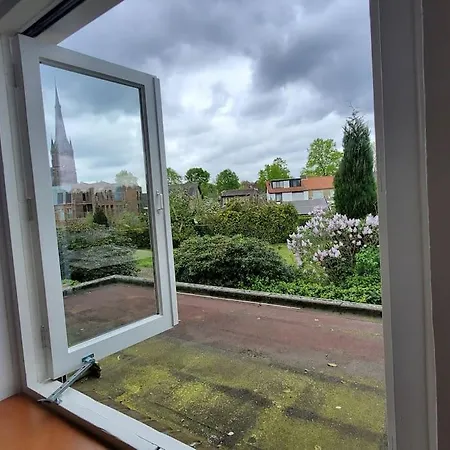 Spacious House In The Heart Of Breda Ulvenhout